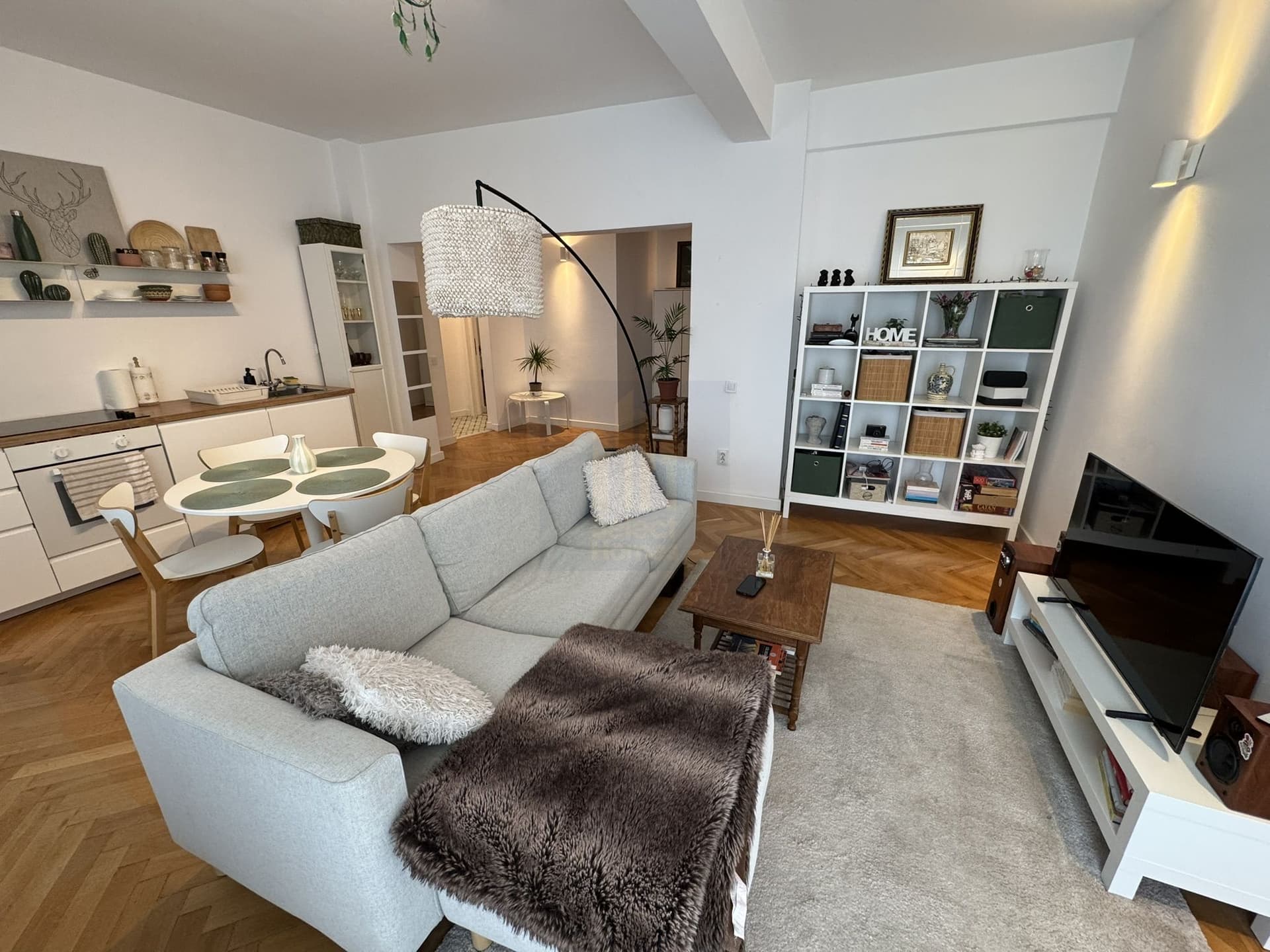 Apartament 3 camere de vanzare *I.C. Bratianu - Piata Unirii*