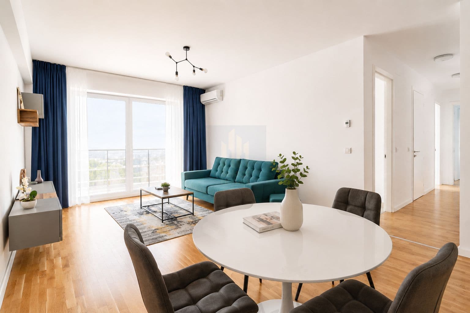 3 Camere | Parcare | Pet Friendly | Luxuria | *1 Mai* — fotografia 1 din 14