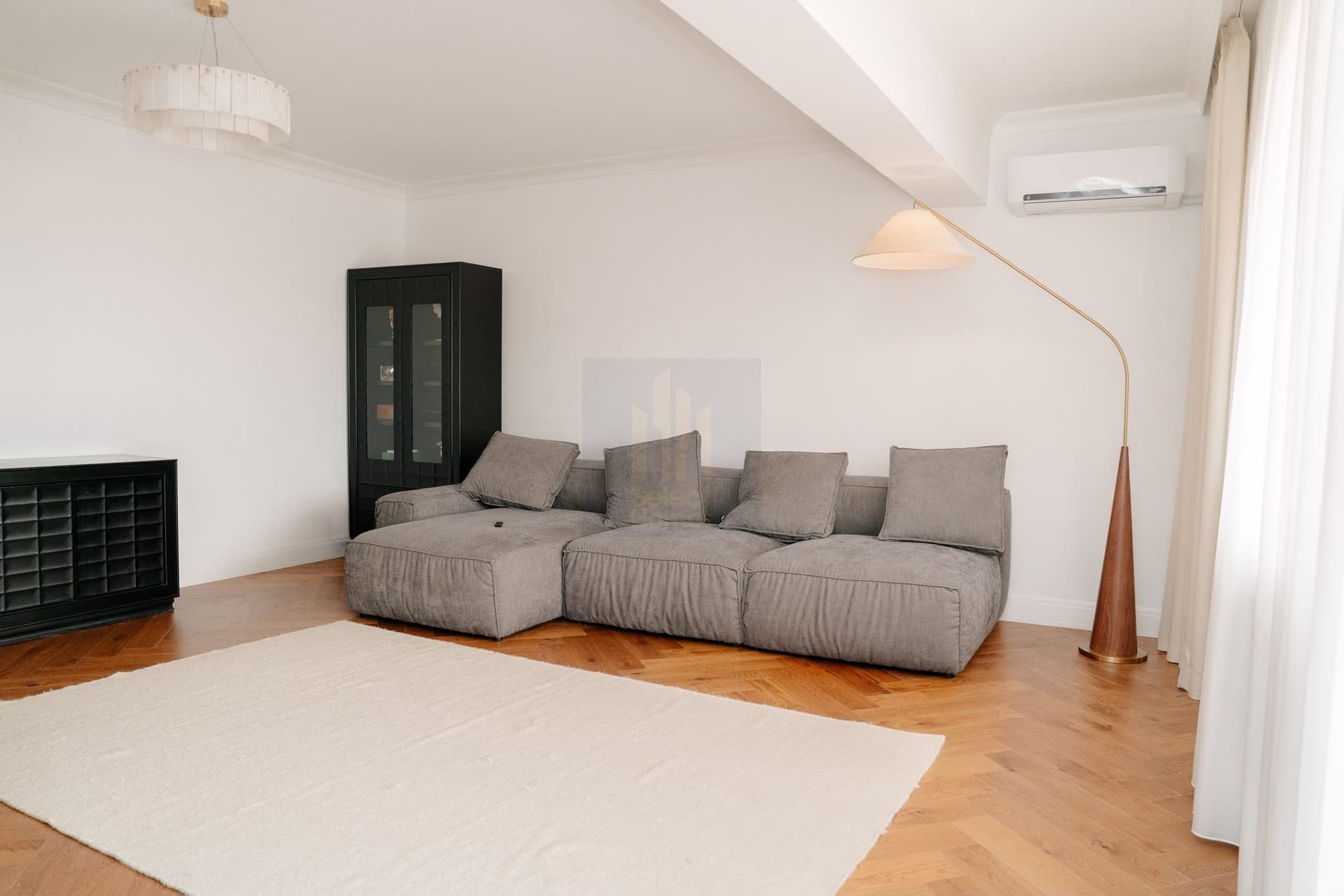 Apartament 3 Camere de Vanzare Saphir Residence *Cotroceni* — fotografia 1 din 32